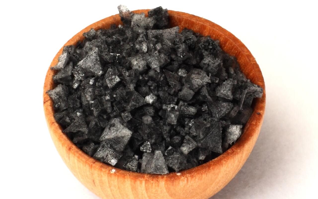 removing-pesticide-using-Black-salt